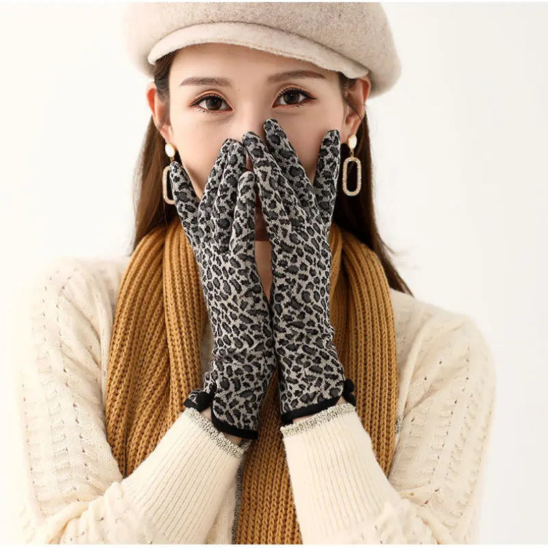 Leopard Touch Gloves